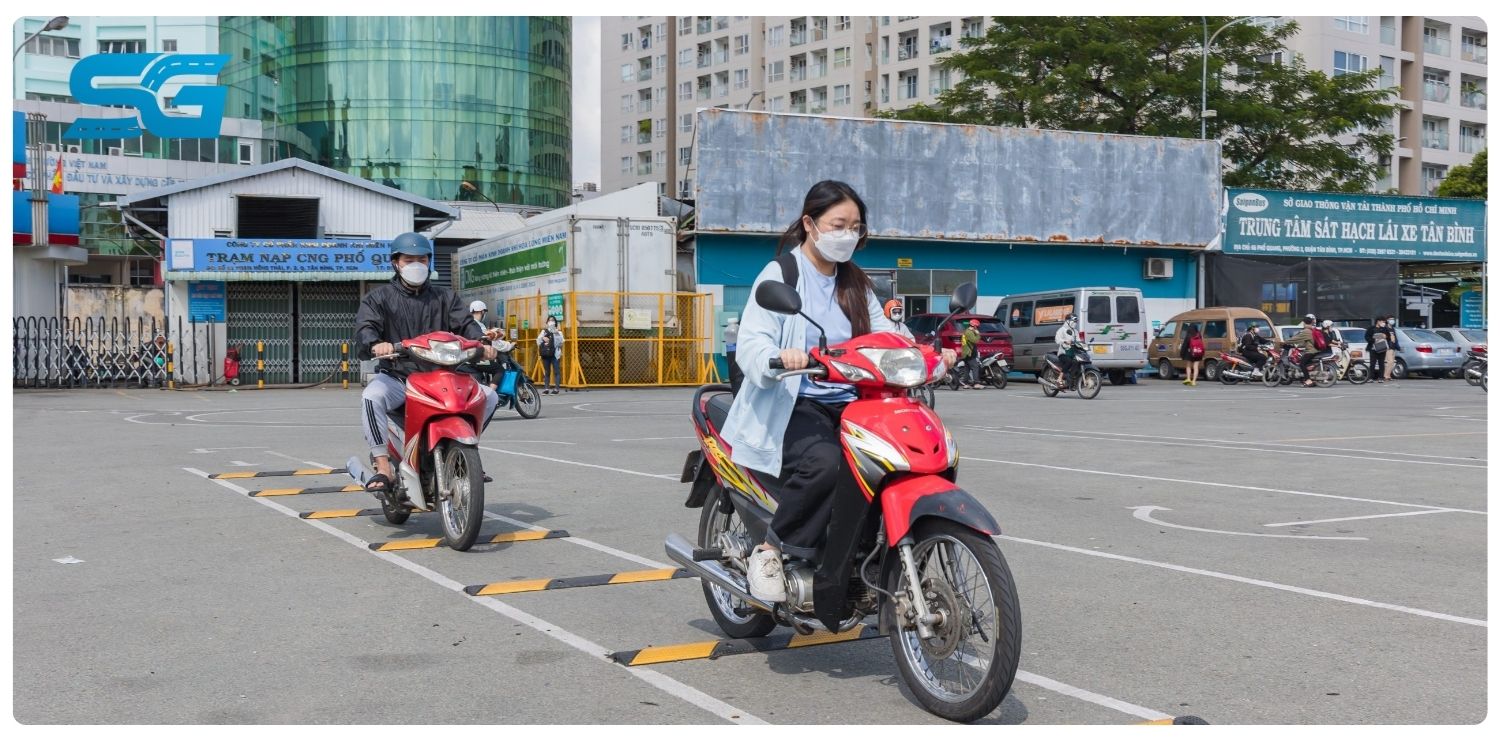 Chi phí hồ sơ và khám sức khỏe ban đầuChi phí hồ sơ và khám sức khỏe ban đầu